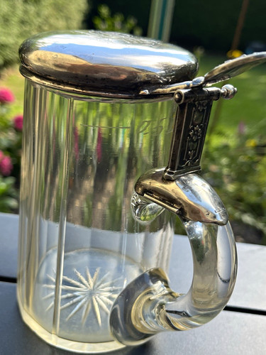 Großer bierkrug mit 800 - großer,